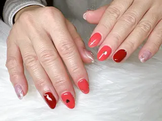 ネイル ECLAT エクラ所属・寺山 千鶴のネイルデザイン