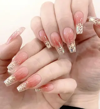 ネイル Queens PUPUのネイルデザイン