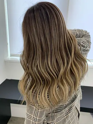 カラー LINOET NAGOYA所属・中川 来紀のヘアスタイル