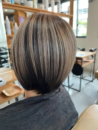 ショート JUNO所属・阪神西宮★JUNO 川﨑温子のヘアスタイル