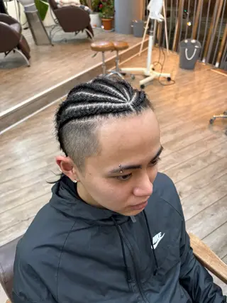 メンズ WEST OLAND 黒坂佳乃のヘアスタイル