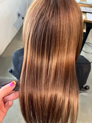 ミディアム スズキアキエ/ 髪質改善/艶髪カラーのヘアスタイル