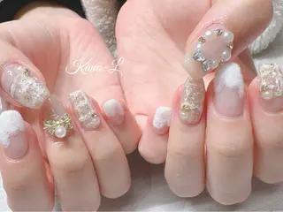 ネイル 芦辺 香奈のネイルデザイン