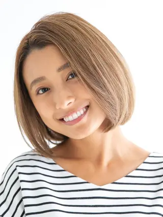 ショート カラー 戸村 世奈のヘアスタイル