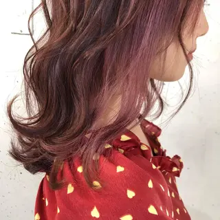 ロング カラー パーマ ヘアアレンジ 八巻 晴香のヘアスタイル