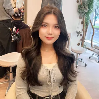 ロング カラー LUNA🌙韓国ヘア 🌙レイヤーカットのヘアスタイル