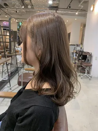 セミロング カラー パーマ ヘアアレンジ メンズ キッズ ネイル マツエク・マツパ 中津No.1髪質改善 店長✨透ける暗髪のヘアスタイル