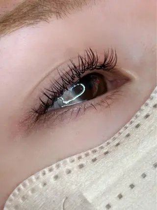 マツエク・マツパ 前田 亜由美のヘアスタイル