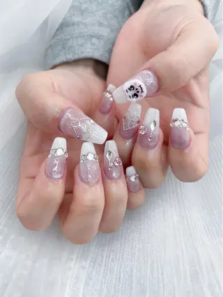 ネイル 五十嵐 美智のネイルデザイン