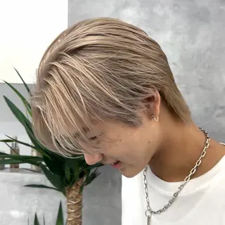 カラー メンズ メンズハイライト／ メンズブリーチカラーのヘアスタイル