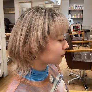 ミディアム KAJI MANAMIのヘアスタイル
