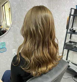 ロング カラー 池田 真衣のヘアスタイル