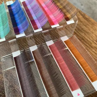 マツエク・マツパ ジュルビアン美容室所属・ジュルビアン 美容室のエステ・リラクイメージ