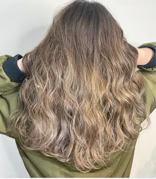 カラー 髪質改善🌟透明感 🌟三塚有紀子のヘアスタイル