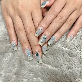 ネイル mou.所属・mayu ミッション3階のネイルデザイン