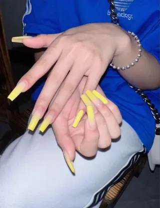 ネイル Bonnal所属・Manamǐ 個性派のネイルデザイン