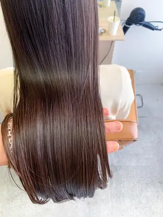 セミロング カラー モリシュンスケ /レイヤー/髪質改善のヘアスタイル