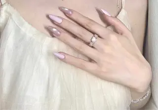 ネイル ETELUNA Nail 銀座店【パラジェル/フィルイン/チップスカルプ/マグネット/ニュアンス】所属・周 テイのネイルデザイン