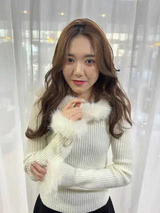 セミロング eMu中央駅店 【⠀エミュ   】所属・eMu透明感カラー 🪄◝✩🫧yukiのヘアスタイル