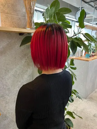 ショート ハイトーンカラ ー/小川のヘアスタイル