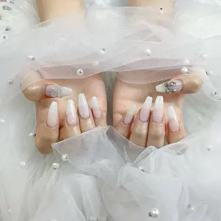 ネイル パーツ全部¥110 サロンミミのネイルデザイン