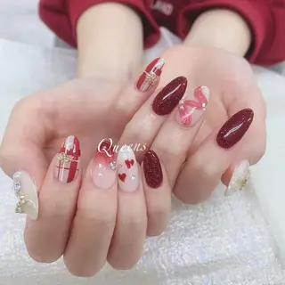 ネイル Queens ゲンのネイルデザイン