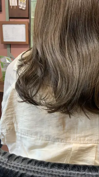 ミディアム カラー chouette/ 根本優希のヘアスタイル