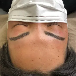 アイブロウ Rubble所属・Rubble 菊田のマツエク・マツパデザイン