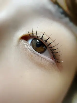 マツエク・マツパ claire BEAUTY SALON所属・若林 瞳華のマツエク・マツパデザイン