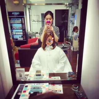 ミディアム 松田 由紀子のヘアスタイル