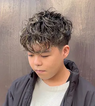 メンズ 🎖️似合わせメンズ パーマ🎖️カネキのヘアスタイル