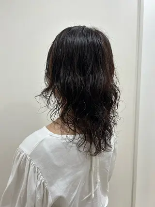 ロング パーマ リュークス所属・眞鍋 龍人のヘアスタイル