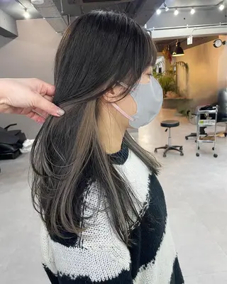 セミロング 倉辻 香奈子のヘアスタイル