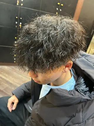 ミディアム パーマ メンズ 大阪/梅田/シャドウ パーマ/ノボリユウタのヘアスタイル