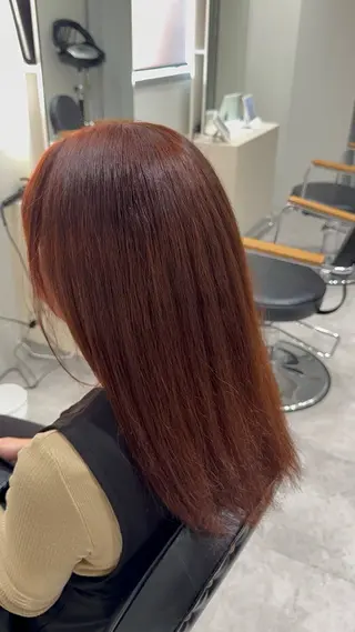 カラー soyon 心斎橋店のヘアスタイル