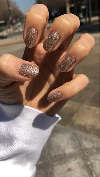 ネイル 高尾 梨花のネイルデザイン