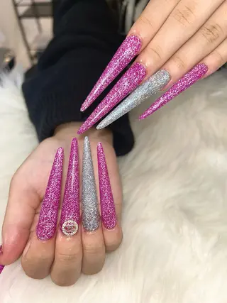 ネイル MADIA大和所属・KUMI💛 MADIAのネイルデザイン