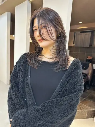ロング カラー ノアヘアデザイン町田店所属・ショートヘア特化 mayaのヘアスタイル