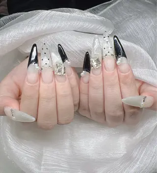 ネイル Lee Nails チップ長さだし専門店のネイルデザイン