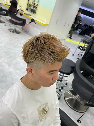 ショート ヘアアレンジ メンズ 艶カラー の達人のヘアスタイル