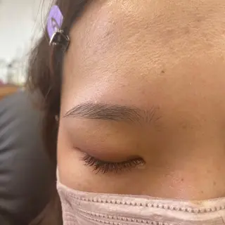 Eyore 櫻木 沙羅の眉毛・アイブロウイメージ