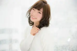 ミディアム セミロング Re:ta Hair 飯田淳平のヘアスタイル