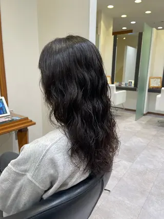 ロング パーマ ✂︎髪質改善・ Yuitoのヘアスタイル