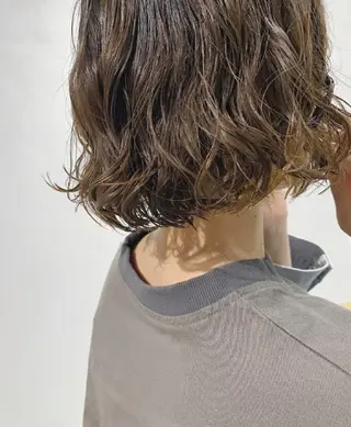 ミディアム パーマ 鶴田 風雅のヘアスタイル