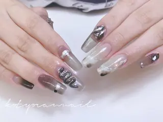 ネイル モナ& ミユのネイルデザイン