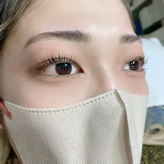 マツエク・マツパ まつげ屋さんLAPU所属・まつげ屋さんLAPU AYAKAのマツエク・マツパデザイン