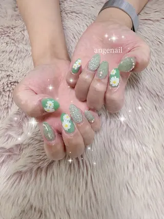 ネイル オーナーネイリスト MAKIのネイルデザイン