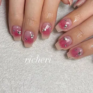 ミディアム ネイル richeri beautyのネイルデザイン