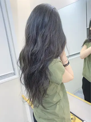 ロング H所属・H (エイチ) 烏丸御池店のヘアスタイル