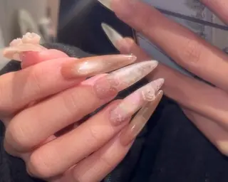 ネイル prunelle【she nail studio内】所属・prunelle .のネイルデザイン